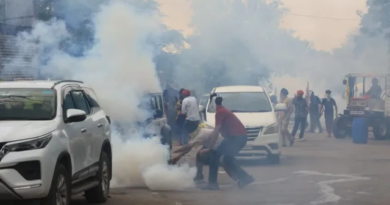 Mohali Chandigarh protest police barricade tear gas | NovaKhabar