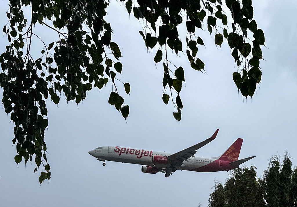 SpiceJet aircraft lessors dispute NCLT insolvency ruling | NovaKhabar