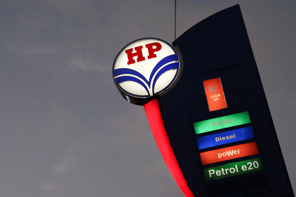 HPCL MRPL oil import volumes shift away from Russian crude | NovaKhabar