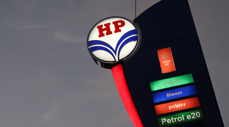HPCL MRPL oil import volumes shift away from Russian crude | NovaKhabar