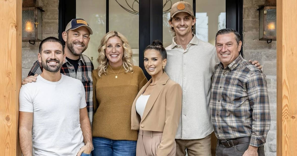 Gabby Mooney wedding Fixer to Fabulous renovation | NovaKhabar